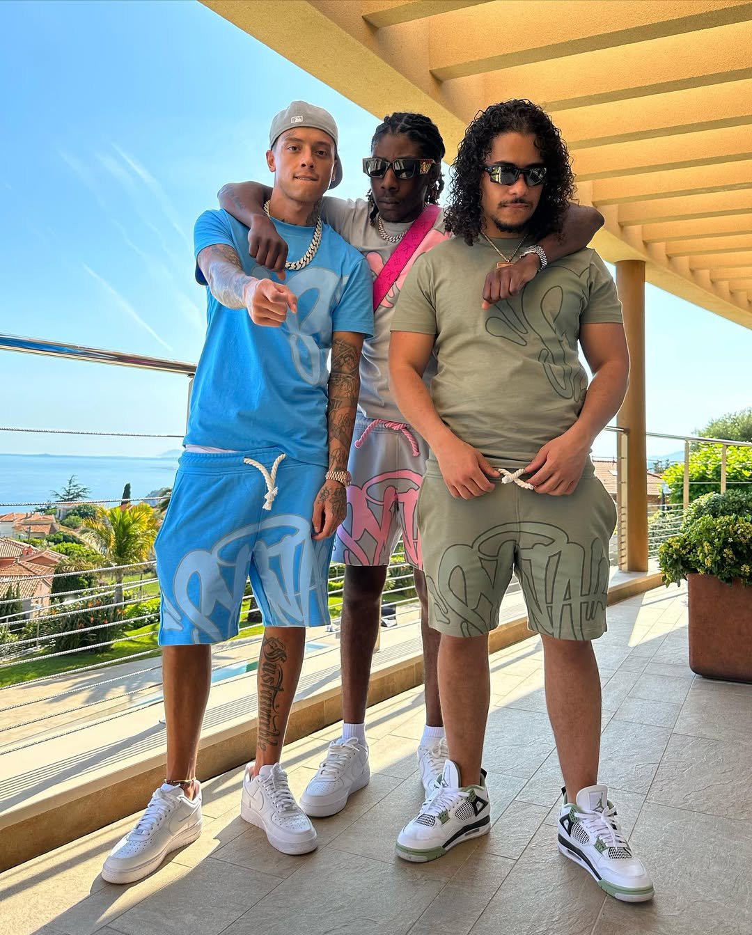 syna-world-shorts-and-t-shirt