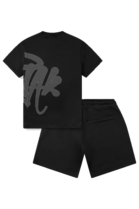 syna world t- shirt and shorts